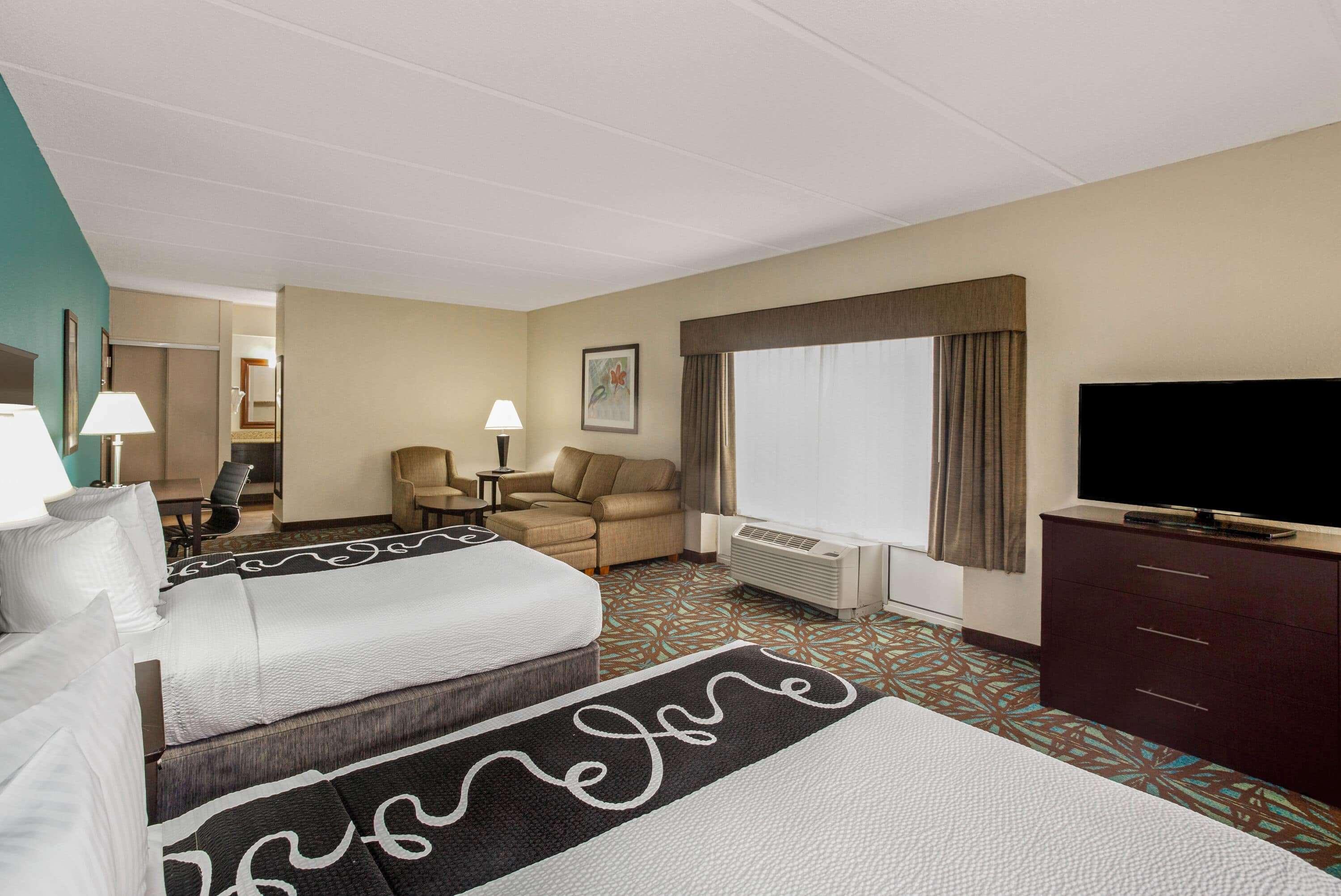 Comfort Inn & Suites Sarasota I75 The Meadows Exterior foto