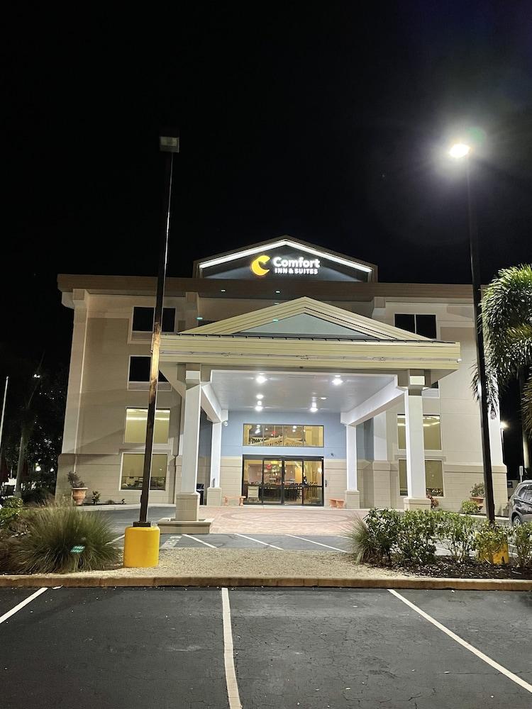 Comfort Inn & Suites Sarasota I75 The Meadows Exterior foto